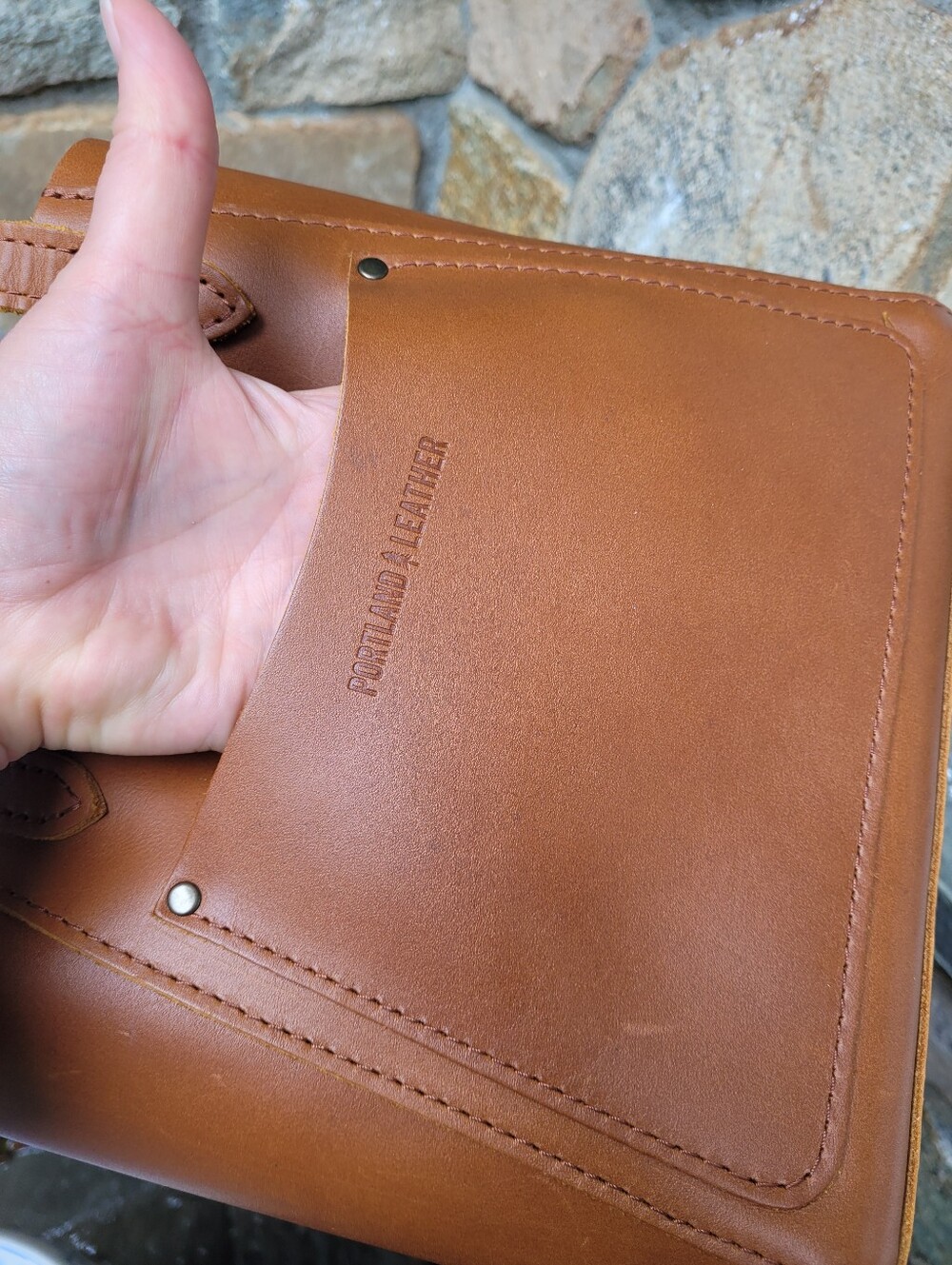 Portland Leather Juliette Tote Bag - Picture 10 of 16